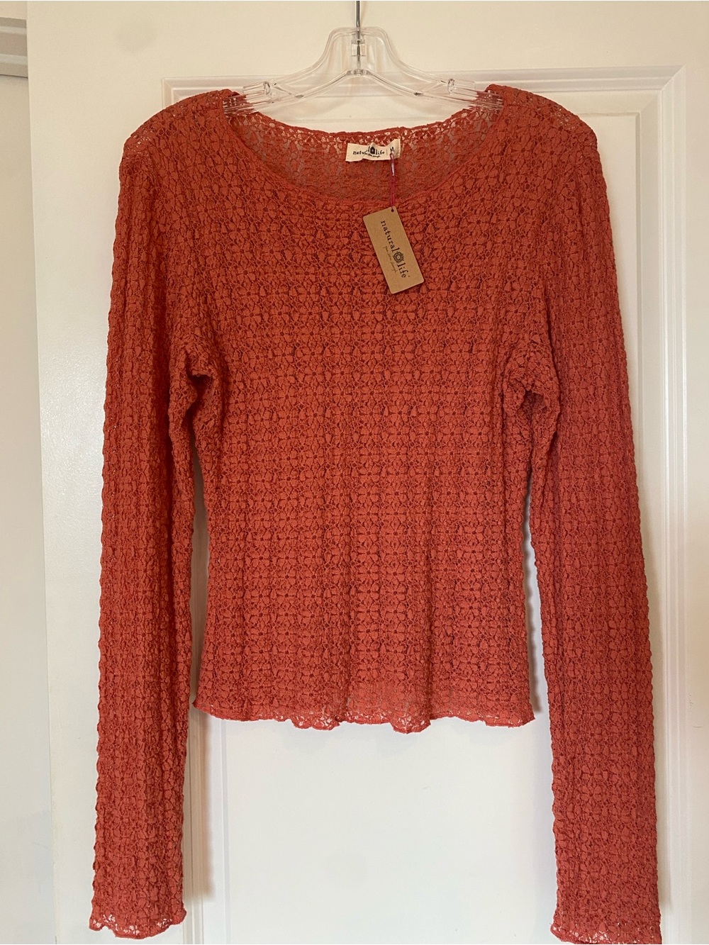 NWT NATURAL LIFE LACE LAYERING TOP MEDIUM
